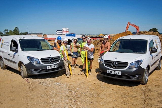 New Mercedes-Benz vans delivered to Barconn