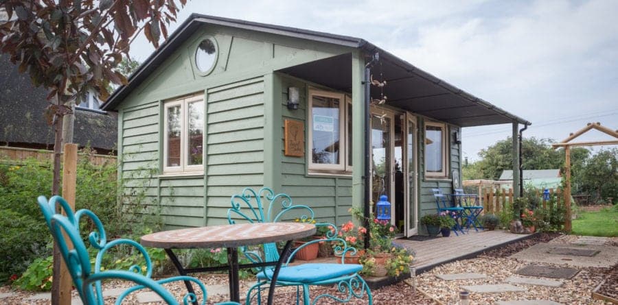 Do you find yourself escaping out of the house & in to the garden?